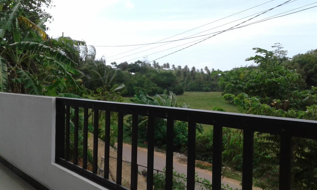 Green View Guest Mirissa Bagian luar foto
